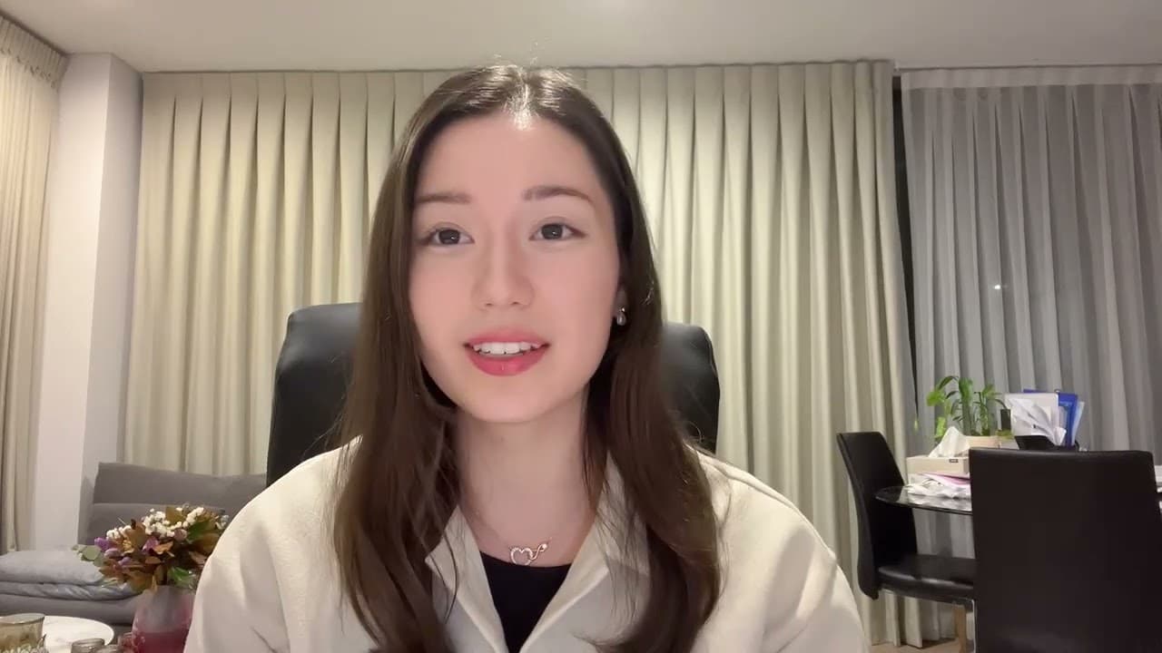 第一位舟女郎就位了，欢迎大家认识她，她现在还有点紧张，以后会适应的。